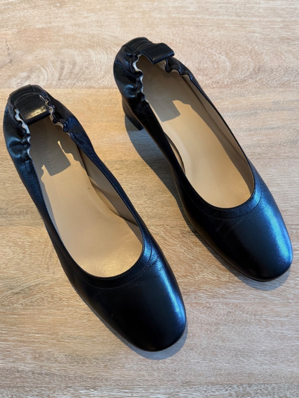 Everlane The Day Heel — Black Leather (Size 7)